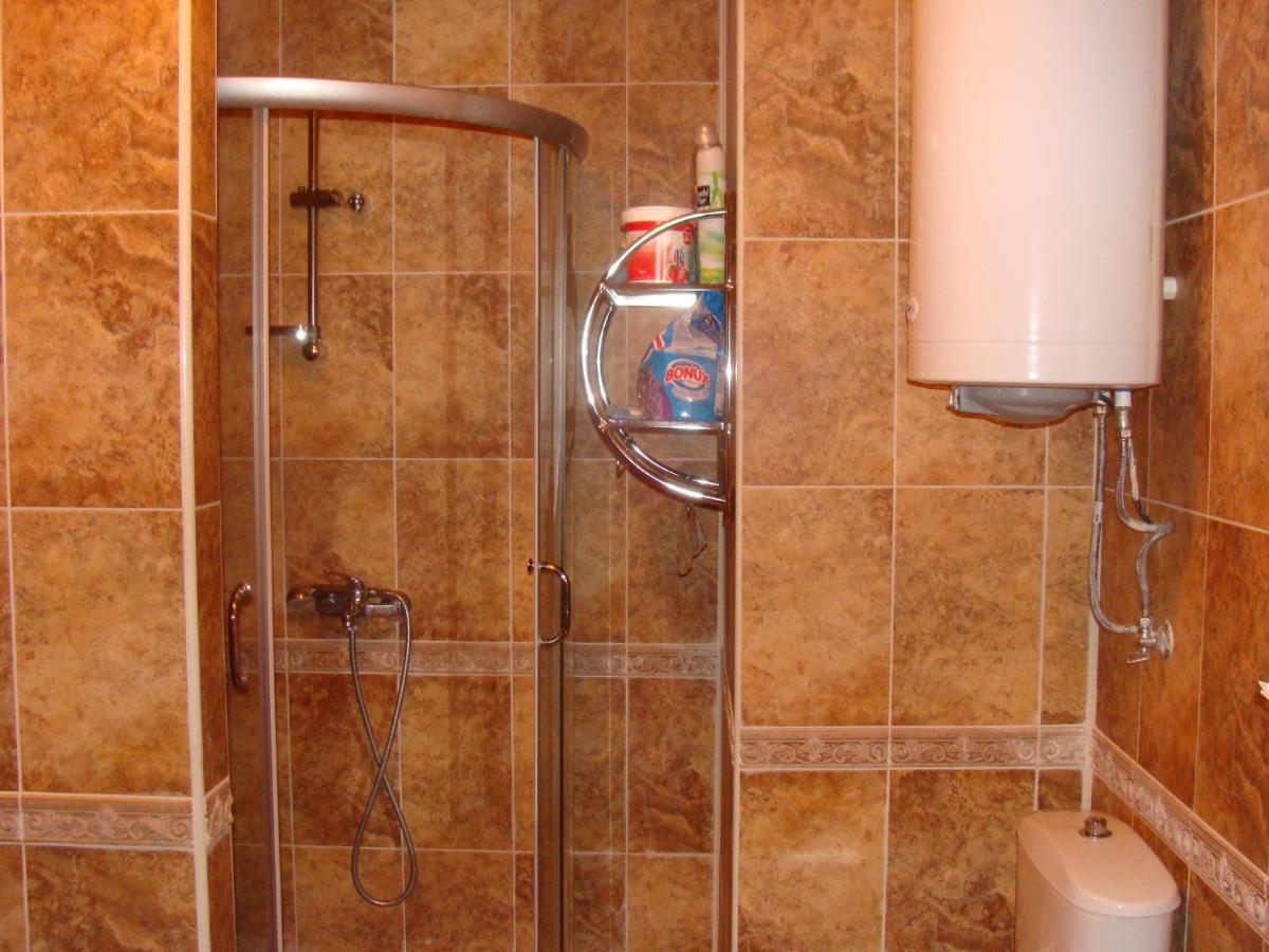 Admiral Apartments غولدن ساندز الغرفة الصورة