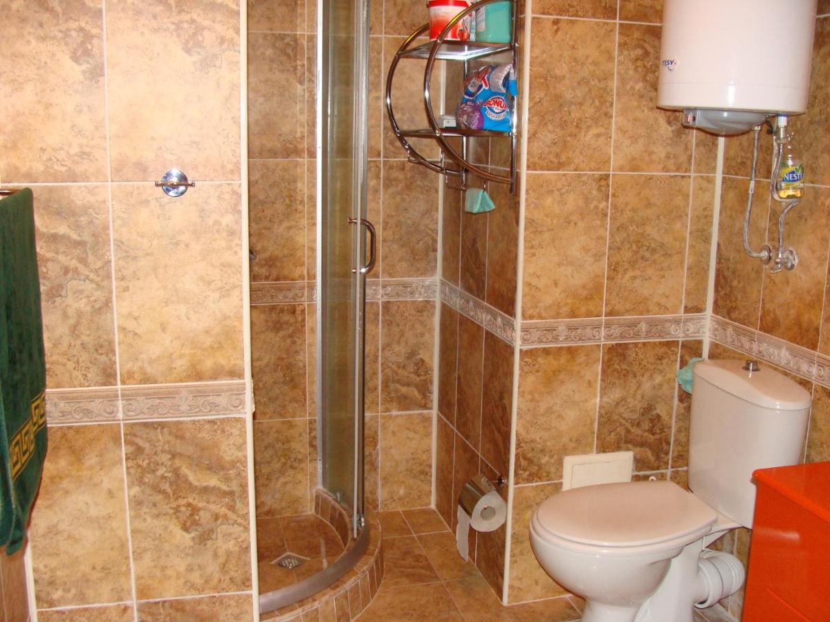 Admiral Apartments غولدن ساندز الغرفة الصورة