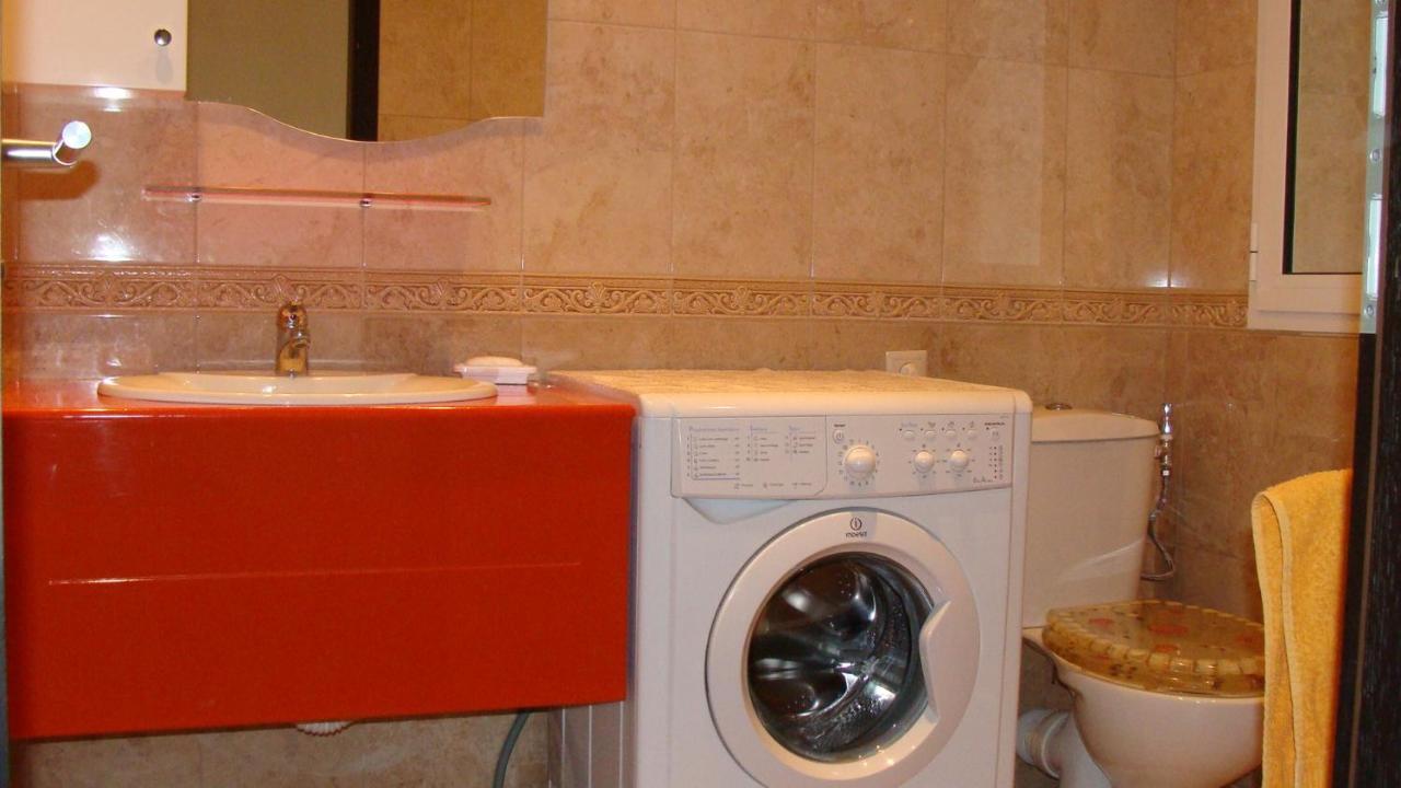 Admiral Apartments غولدن ساندز الغرفة الصورة