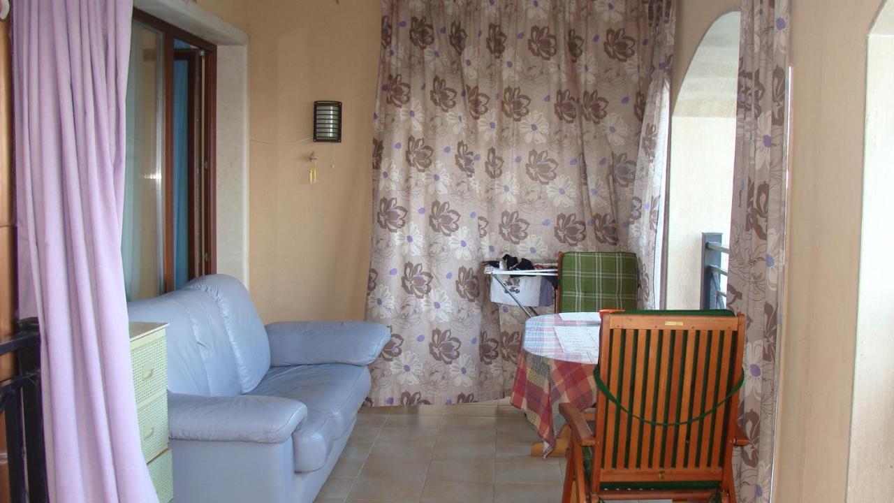 Admiral Apartments غولدن ساندز المظهر الخارجي الصورة