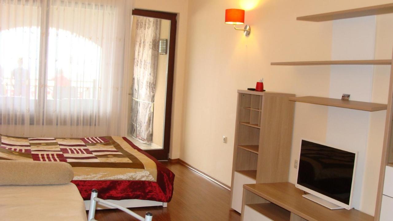 Admiral Apartments غولدن ساندز المظهر الخارجي الصورة