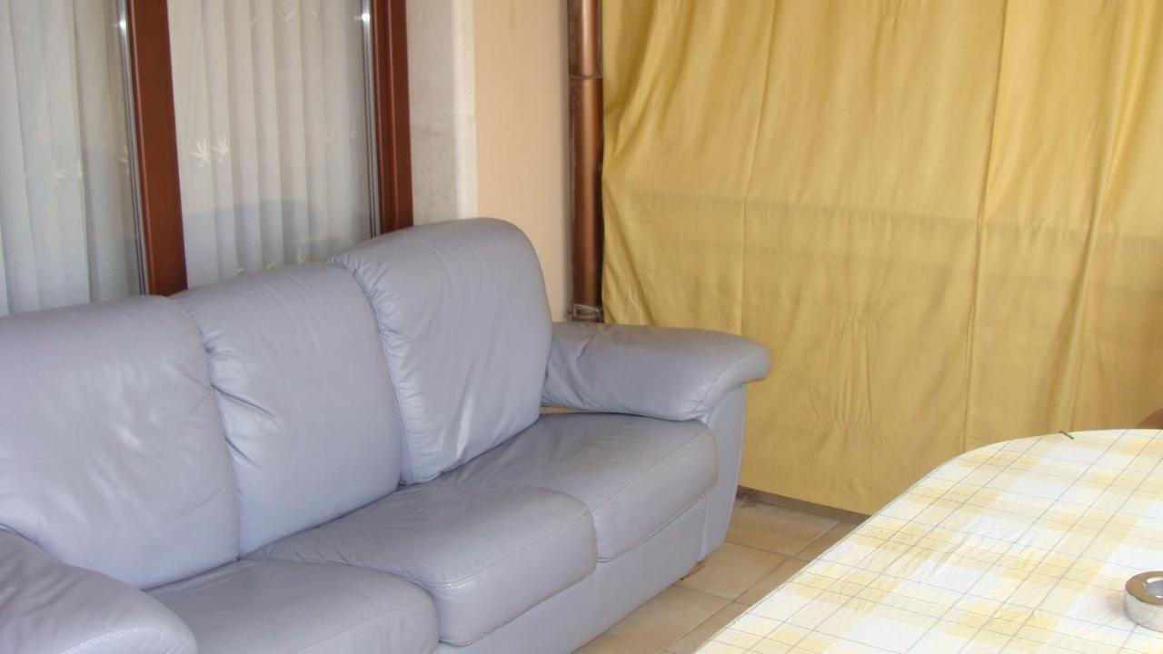 Admiral Apartments غولدن ساندز المظهر الخارجي الصورة